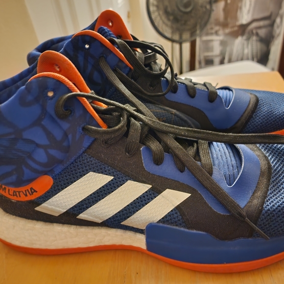 Adidas Boost Kristaps Porzingis - Picture 5 of 5